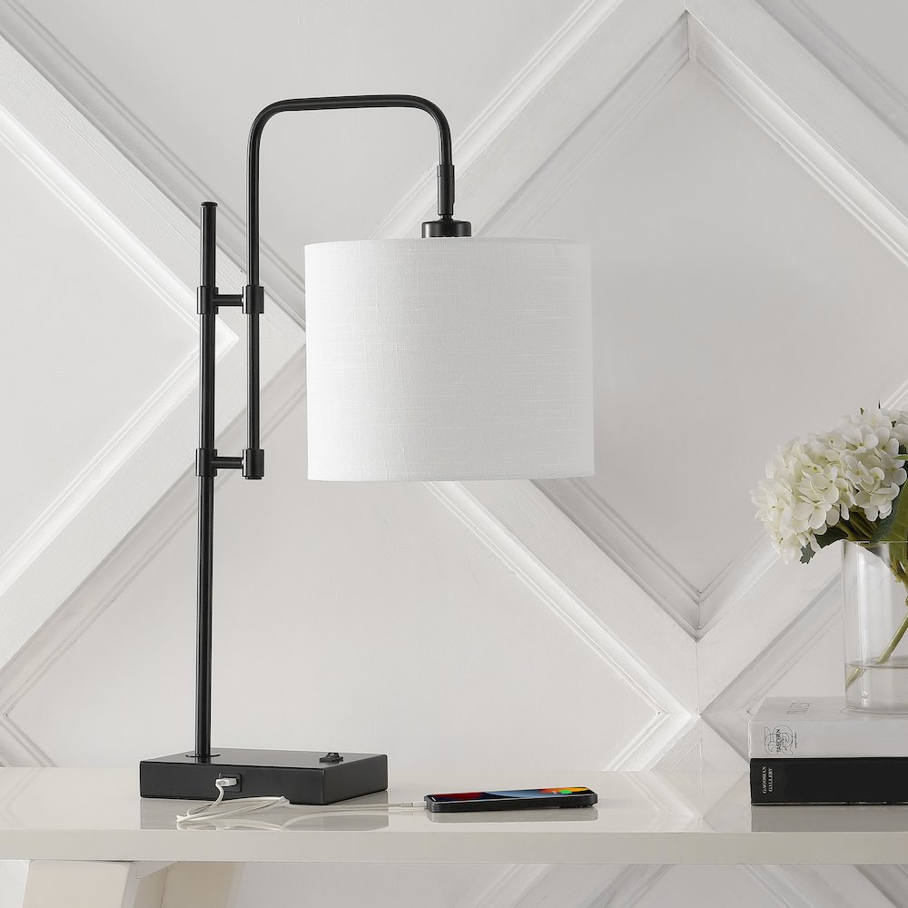 Edris Industrial Designer Metal Led Task Lamp With Usb Charging Port. Picture 1