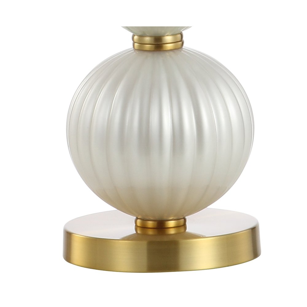 Gillian Glass Led Table Lamp. Picture 4