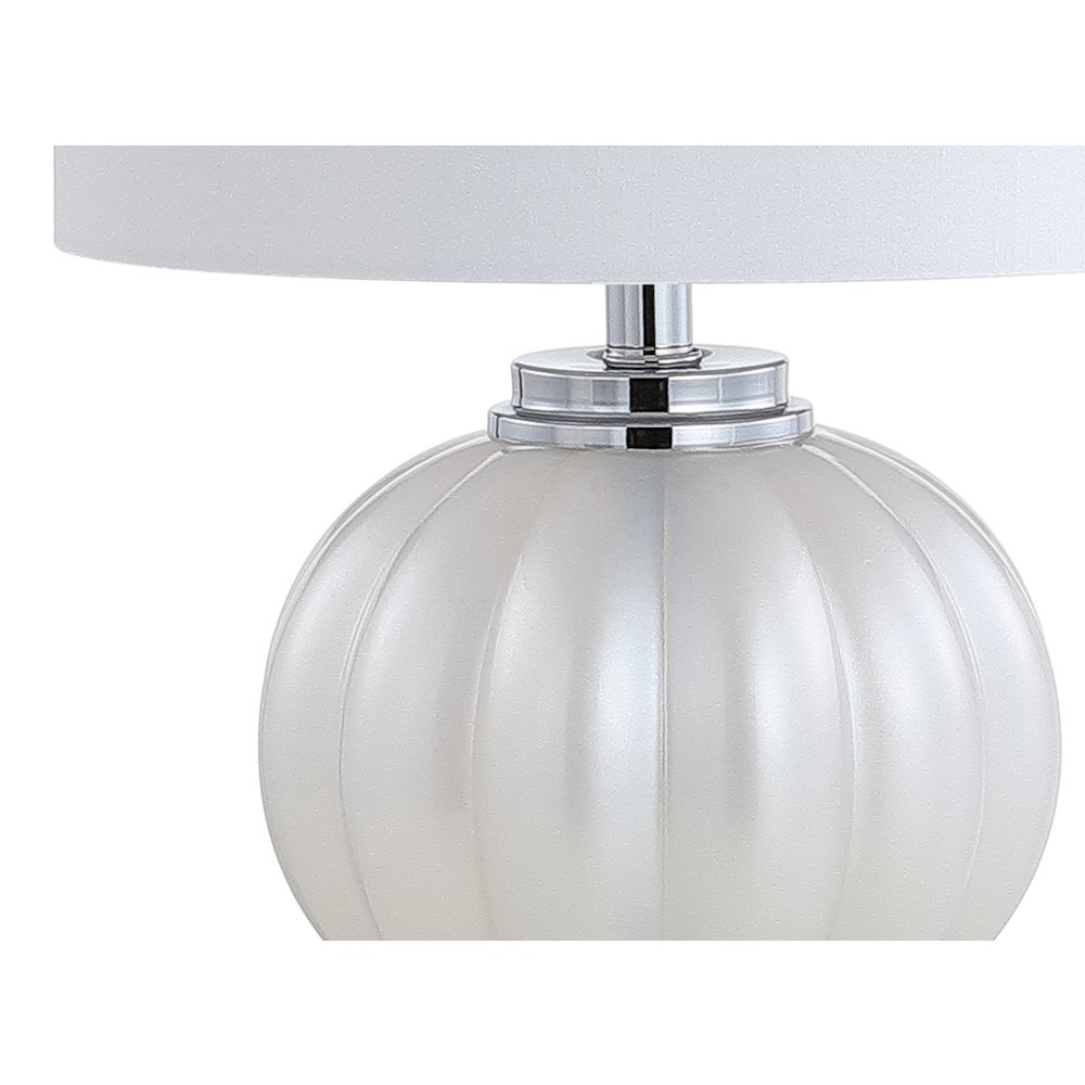 Pearl Glasscrystal Led Table Lamp. Picture 3