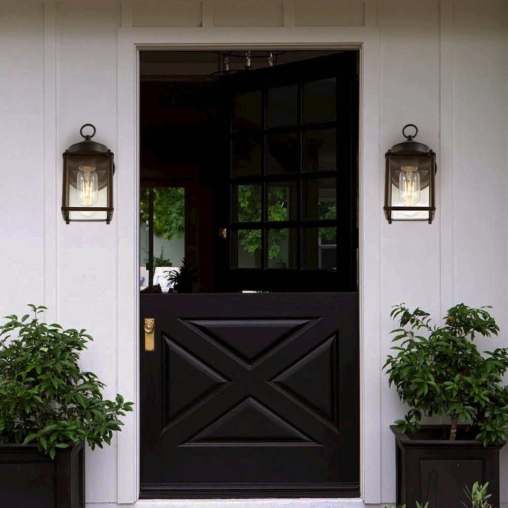Boston Farmhouse Industrial Iron/Glass Outdoor Led Sconce. Picture 5