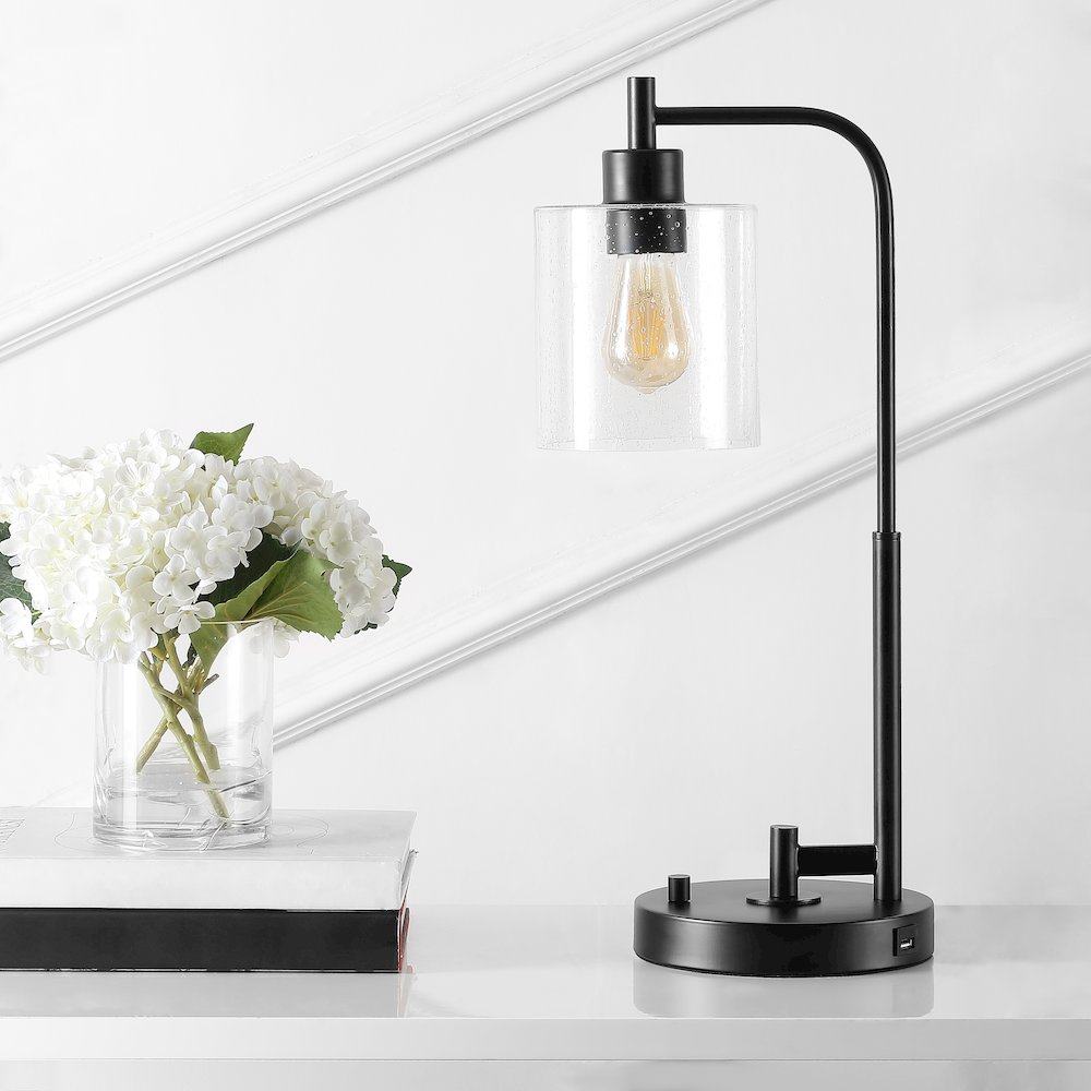 Axel Modern Iron/Seeded Glass Farmhouse Industrial Usb Charging Led Task Lamp. Picture 6
