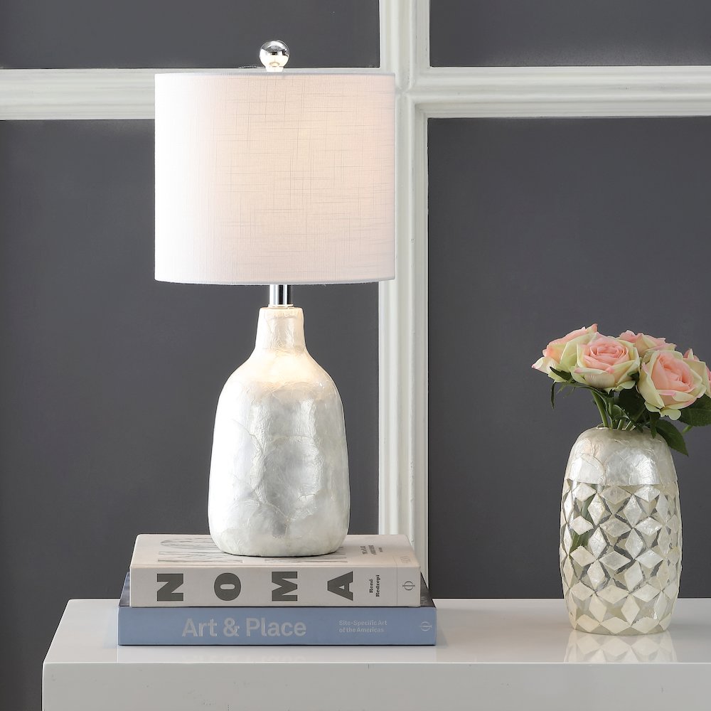 Lucille Seashell Led Table Lamp. Picture 5