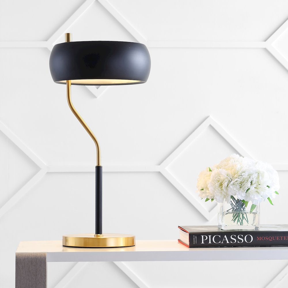 Oskar Moody Metal Led Desk Lamp. Picture 5