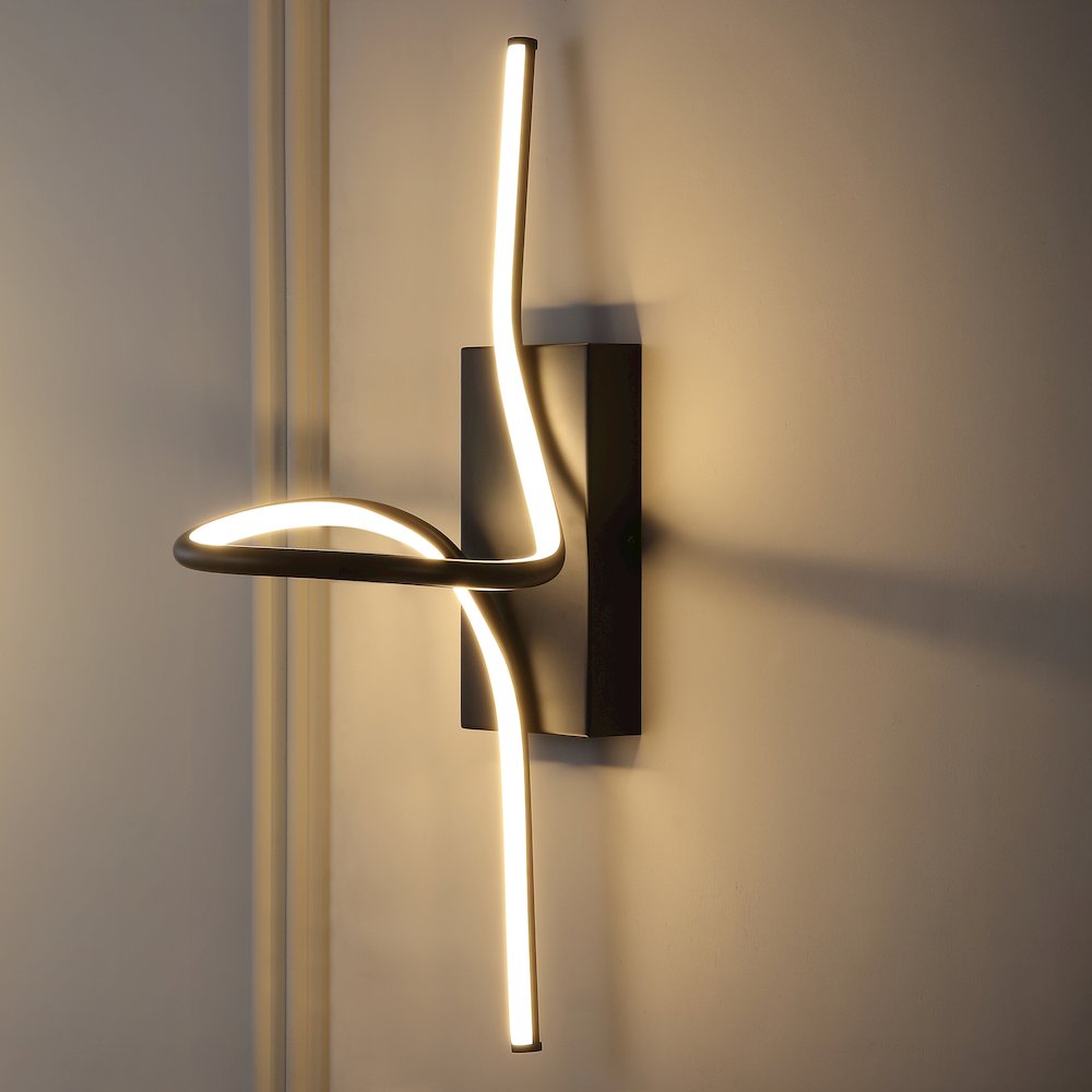 Sketch Minimalist Metal Integrated Led Vanity Light Sconce. Picture 6