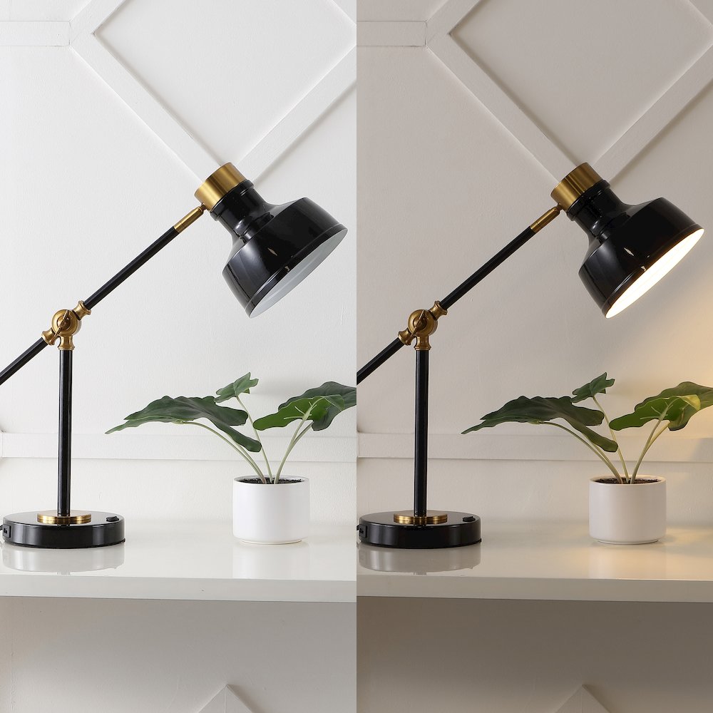 Allegra Classic Farmhouse Adjustable Cantilever Led Task Lamp. Picture 8