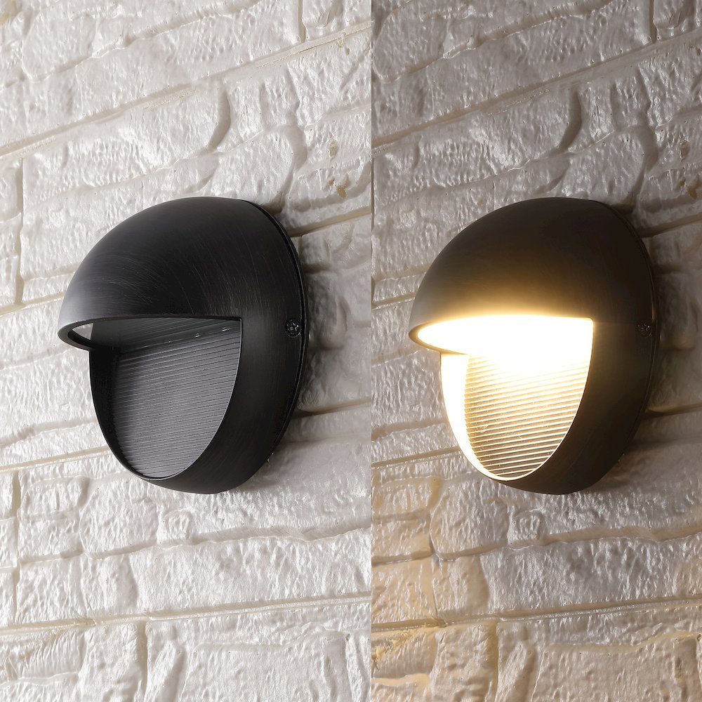 Orbe 6.25" Outdoor Metal/Glass Dimmable Integrated LED Wall Sconce, Rustic Black. Picture 5