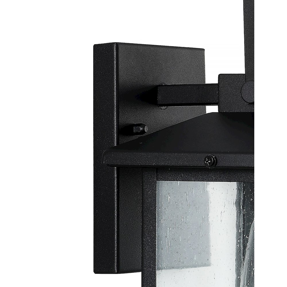 Bungalow Iron/Seeded Glass Rustic Traditionl Led Outdoor Lantern (Set Of 2). Picture 4