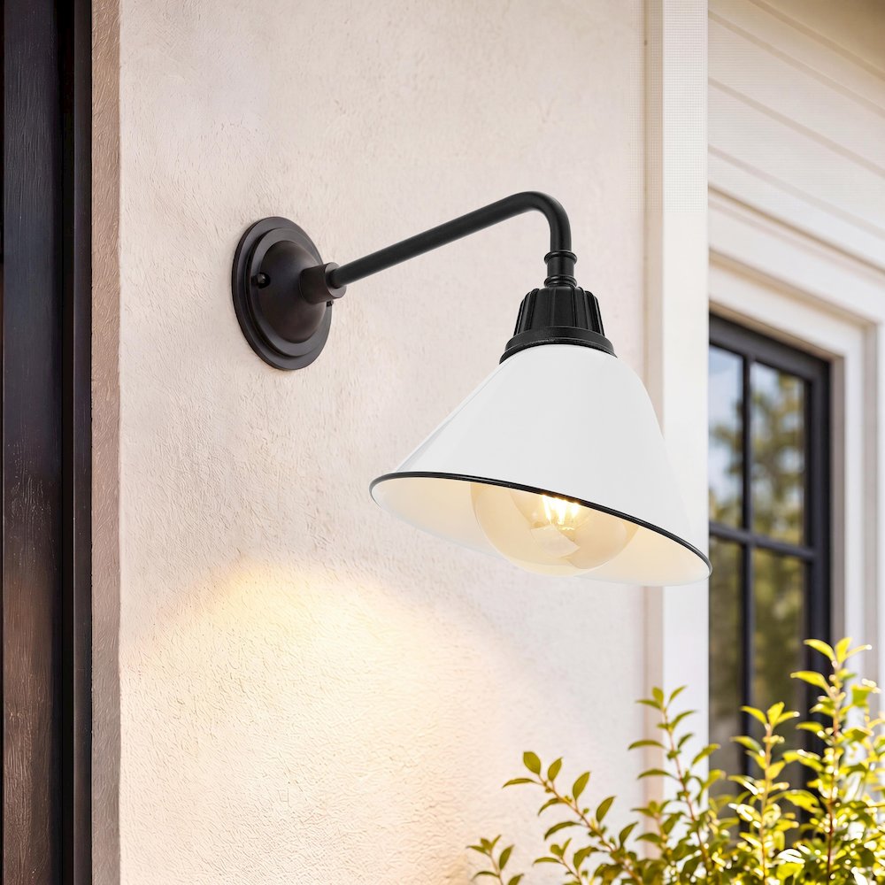 Industrial Indoor/Outdoor Iron Led Gooseneck Arm Outdoor Sconce. Picture 7