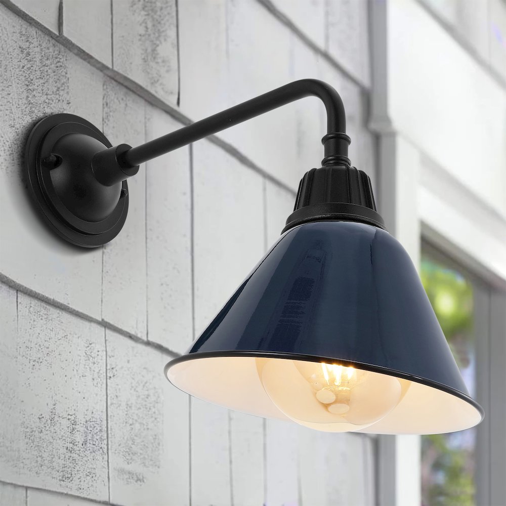 Industrial Indoor/Outdoor Iron Led Gooseneck Arm Outdoor Sconce. Picture 4