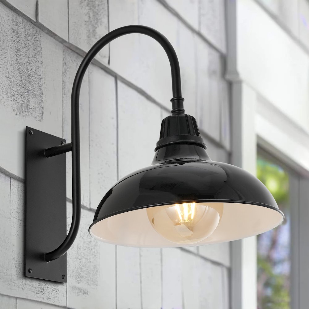 Industrial Indoor/Outdoor Iron Led Gooseneck Arm Outdoor Sconce. Picture 4