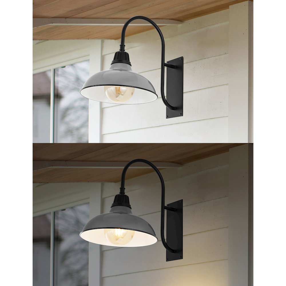 Industrial Indoor/Outdoor Iron Led Gooseneck Arm Outdoor Sconce. Picture 6