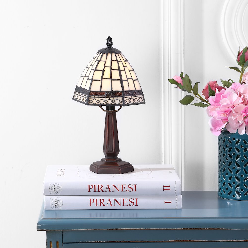Carter Tiffany Style Led Table Lamp. Picture 5