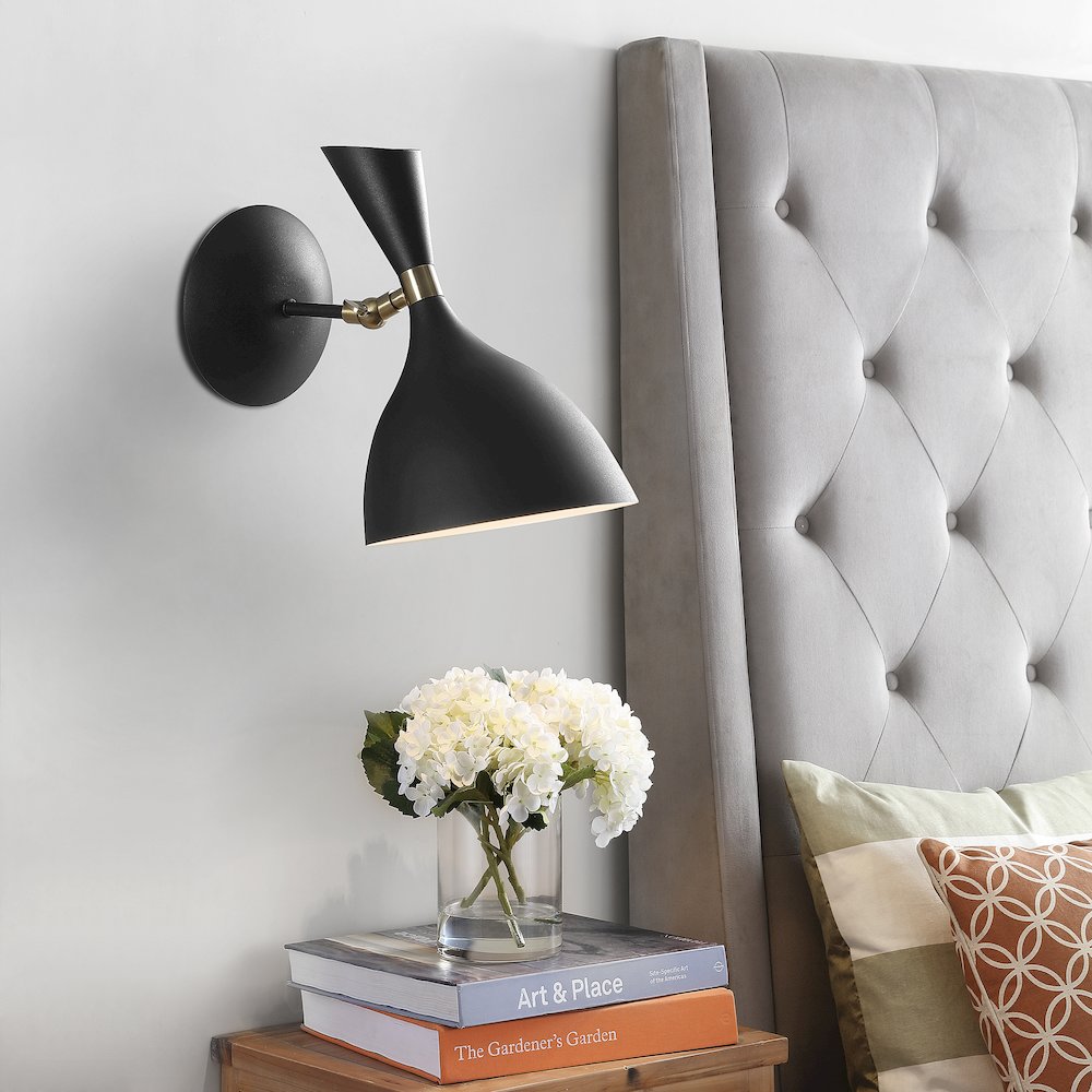 Josef Iron Retro Led Wall Sconce. Picture 5