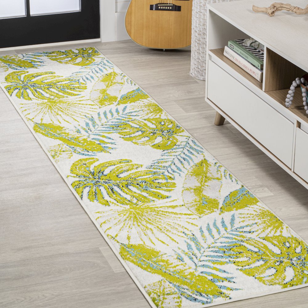 Monstera Tropical Leaves Area Rug. Picture 2