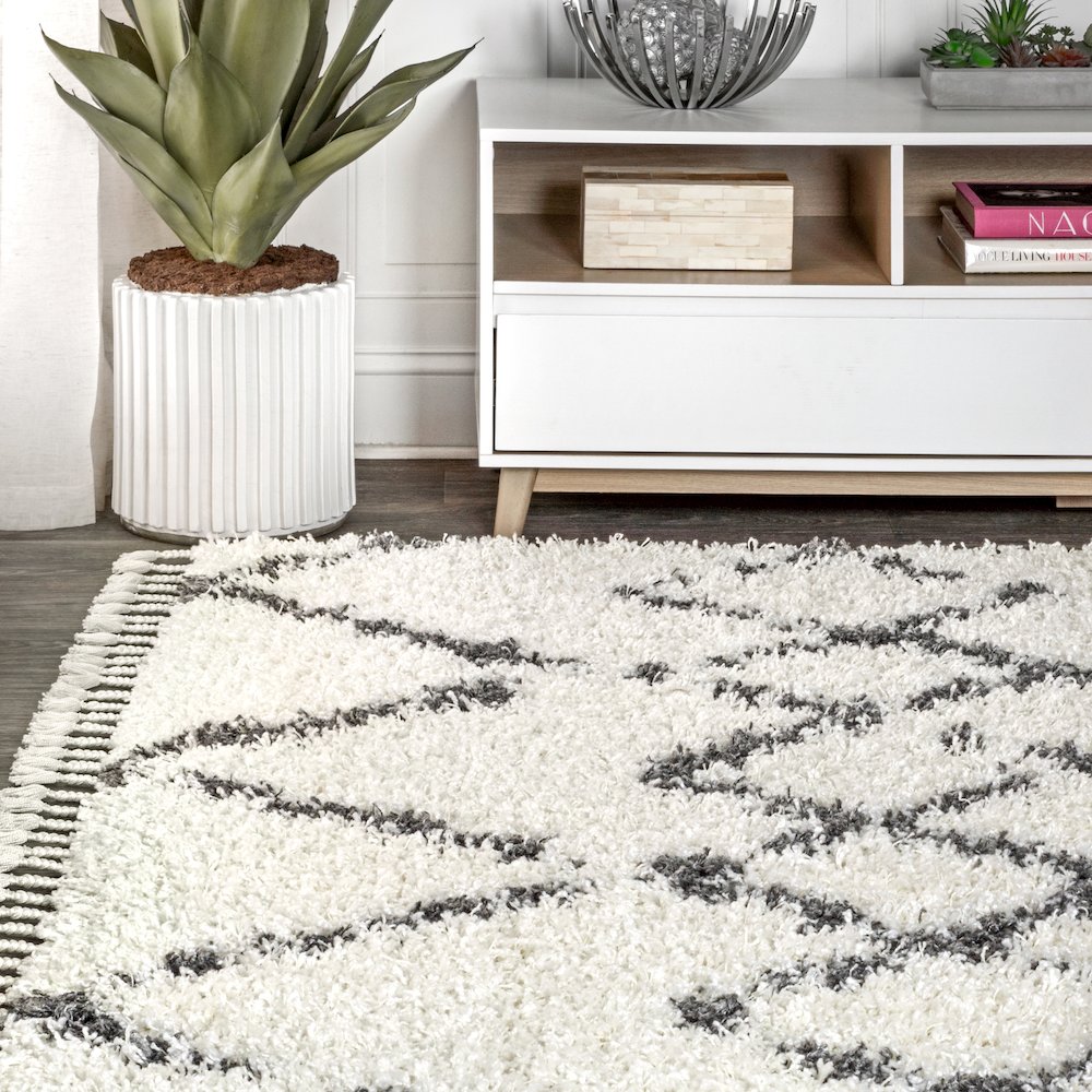 Mercer Shag Plush Tassel Moroccan Tribal Geometric Trellis Area Rug. Picture 3