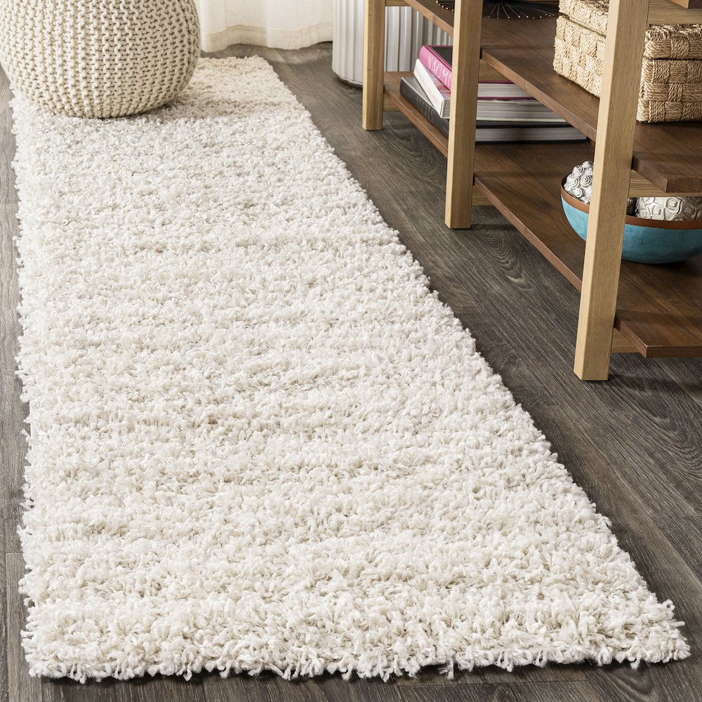 Mercer Shag Plush Area Rug. Picture 2
