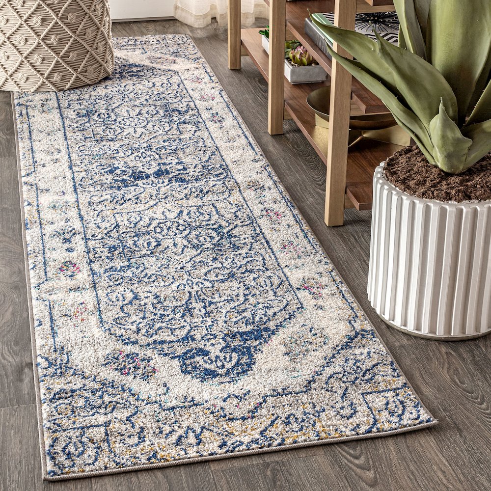 Modern Persian Boho Vintage Area Rug. Picture 2