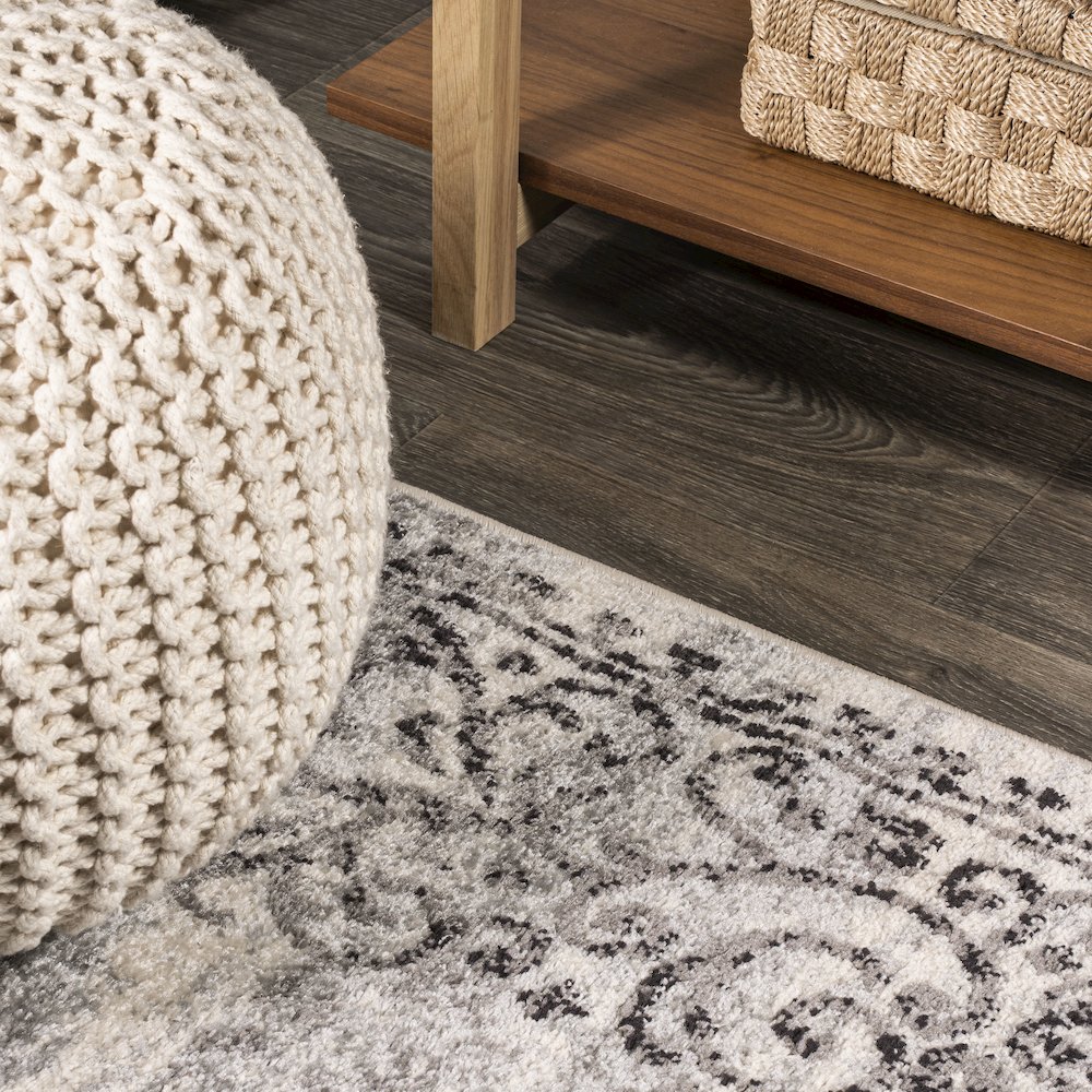 Minori Filigree Medallion Area Rug. Picture 5