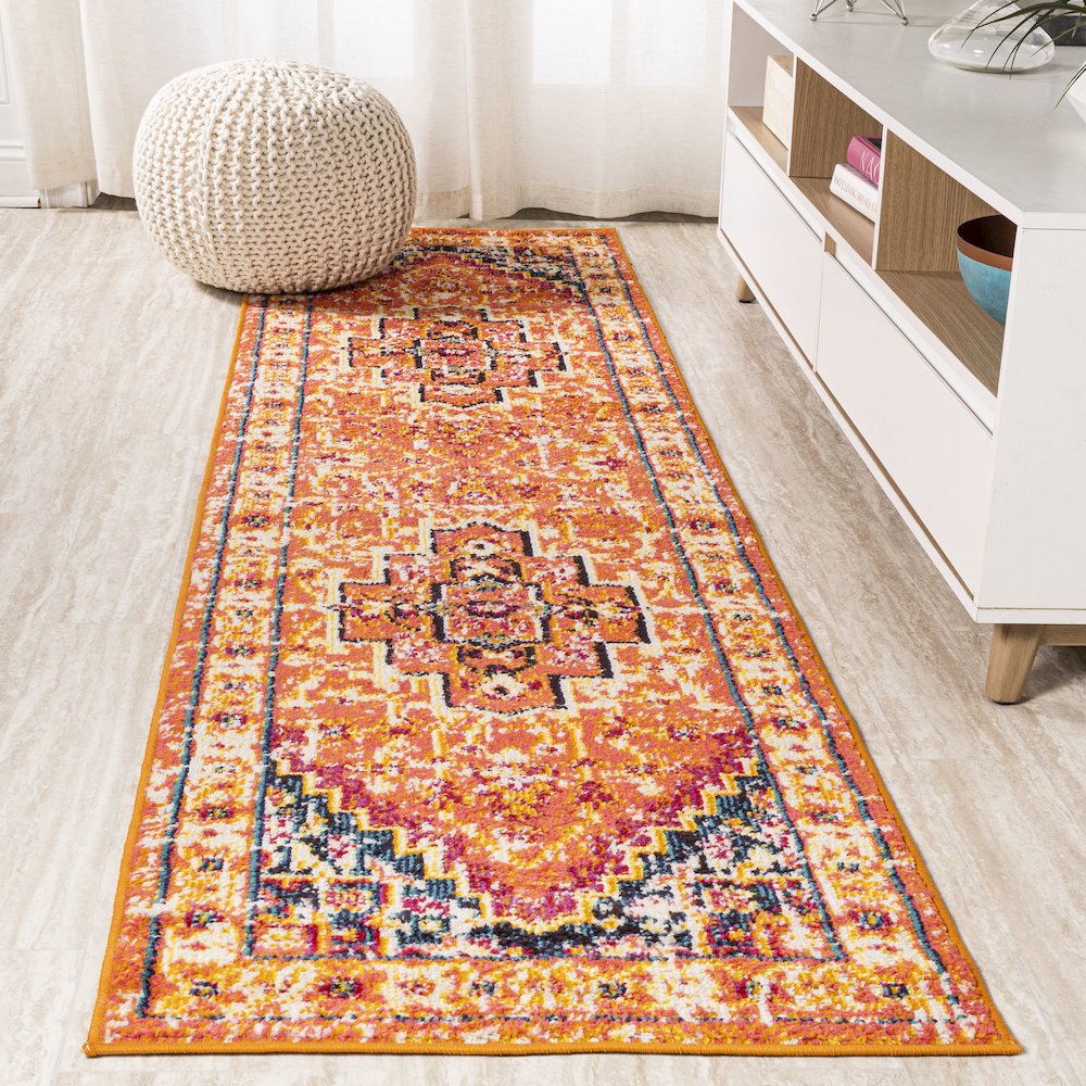Brooklyn Geometric Medallion Area Rug. Picture 2