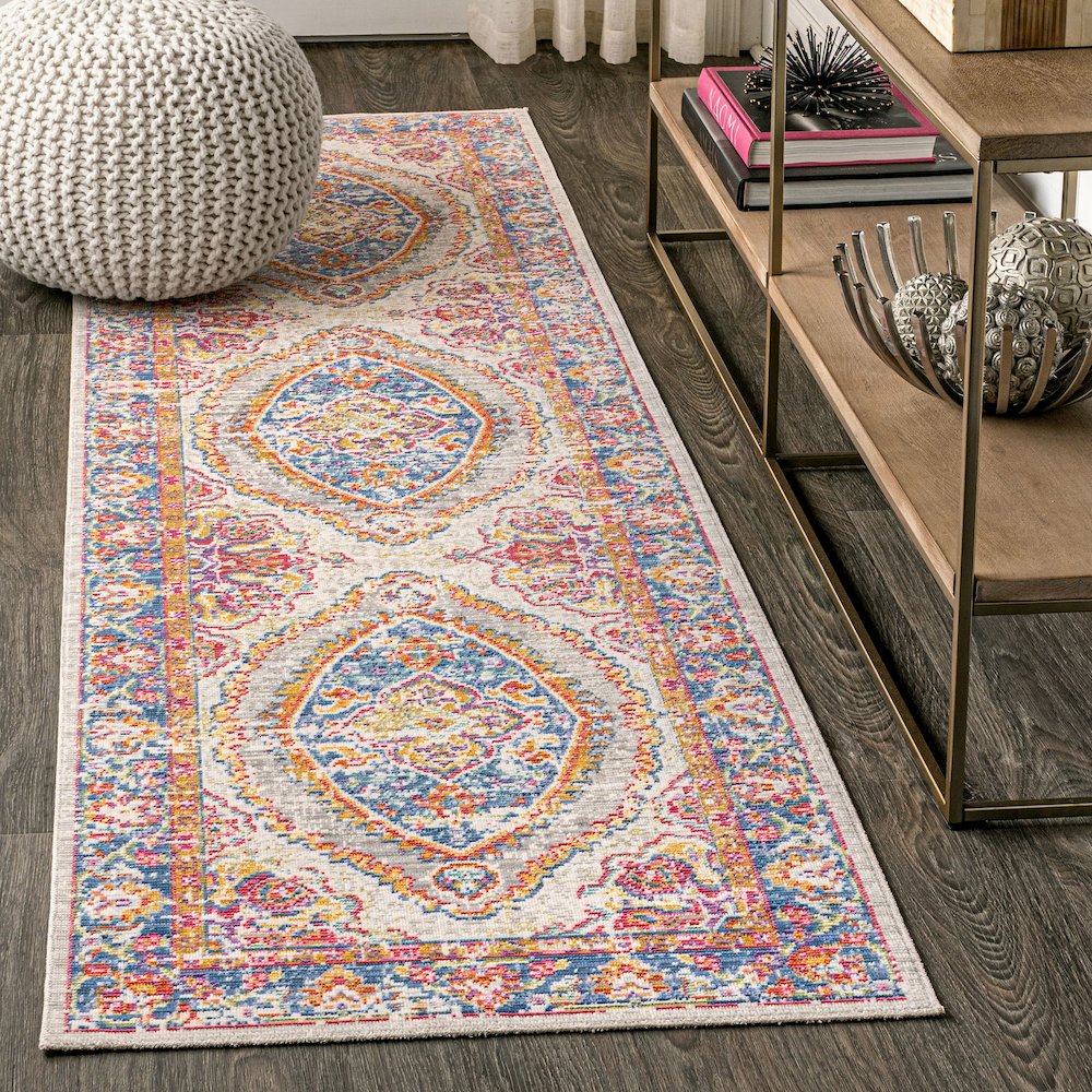 Kilia Medallion Area Rug. Picture 2