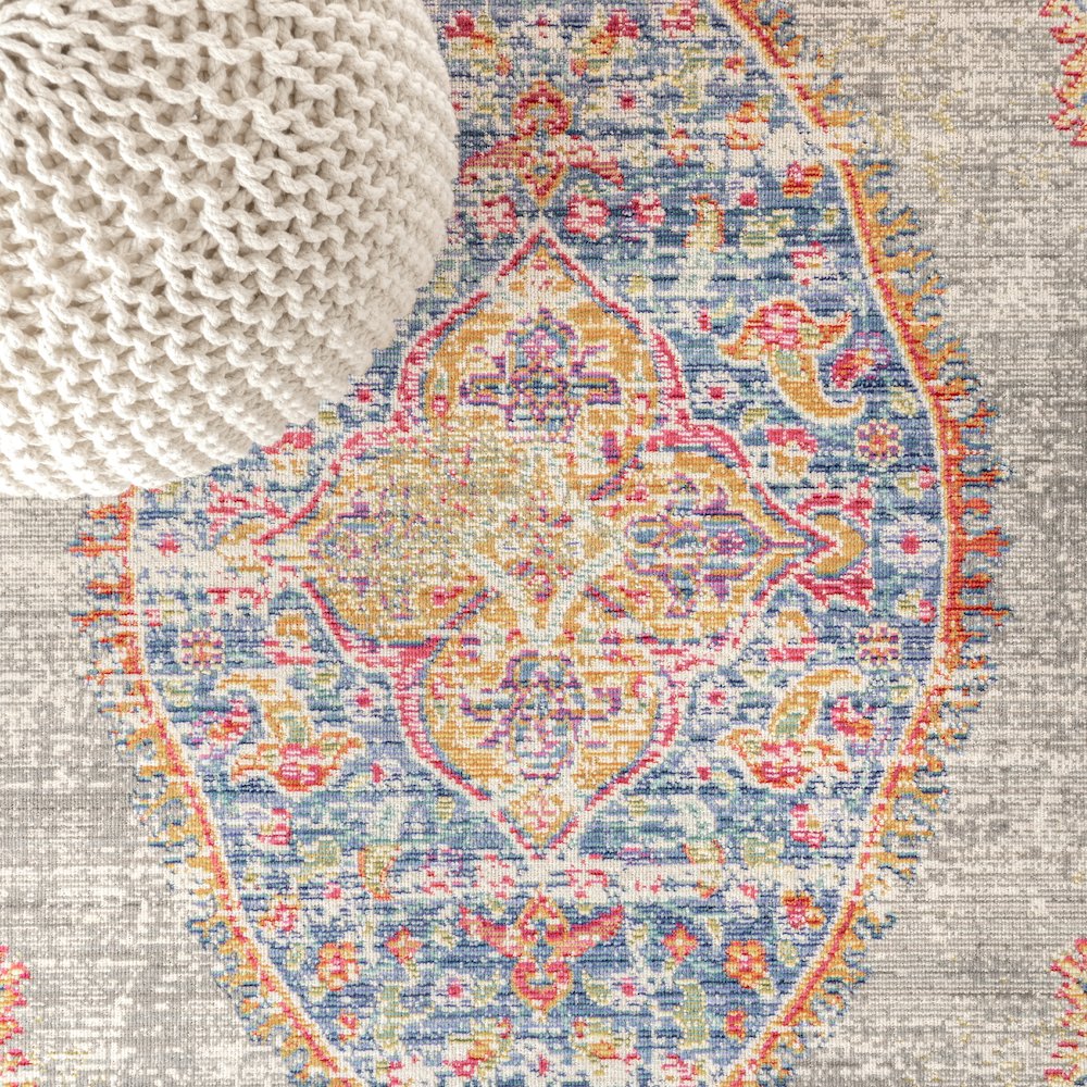 Kilia Medallion Area Rug. Picture 4