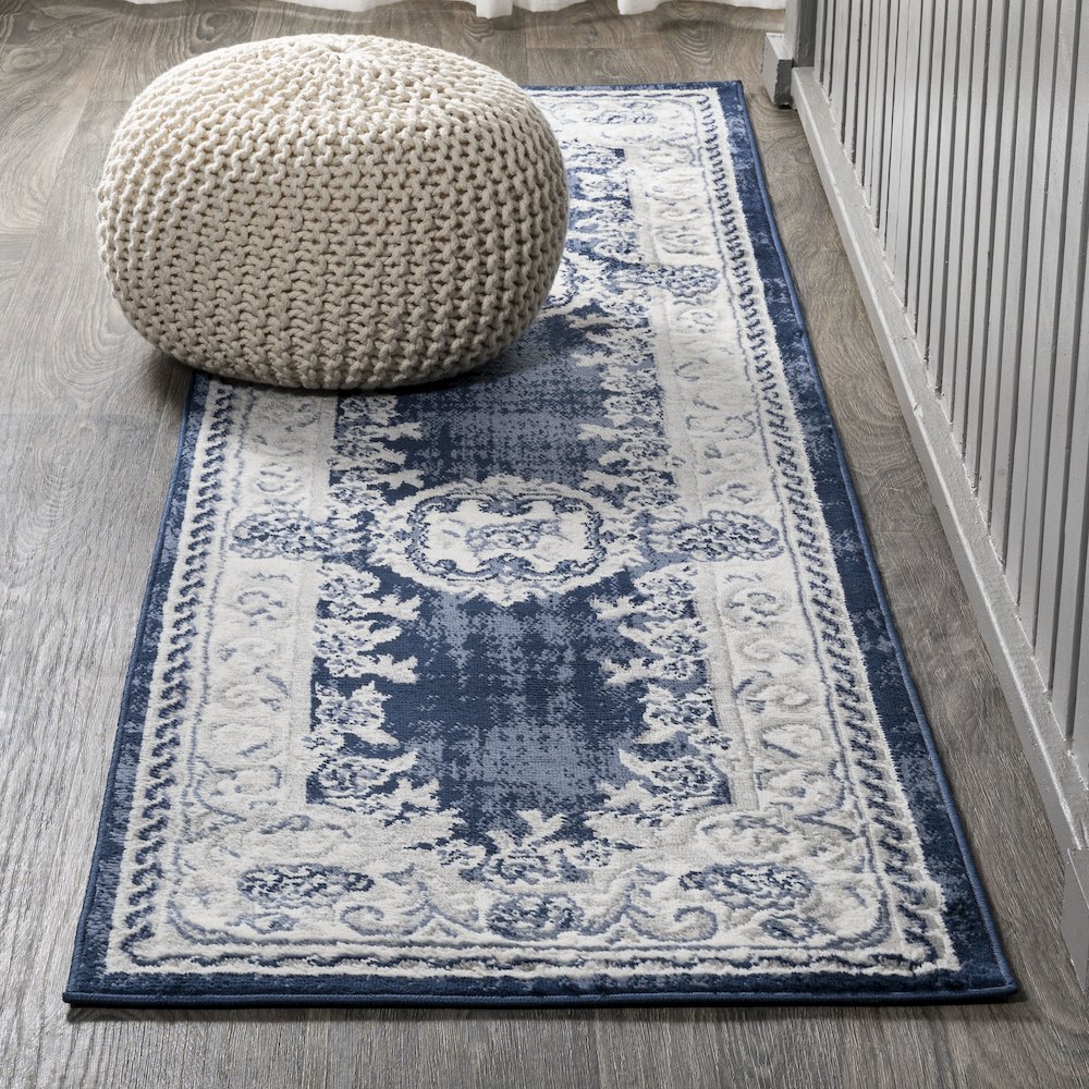 Rosalia Cottage Medallion Area Rug. Picture 2