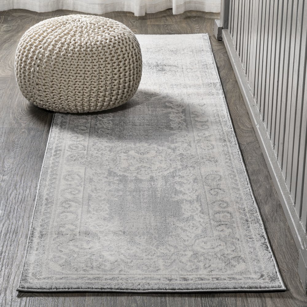 Rosalia Cottage Medallion Area Rug. Picture 2