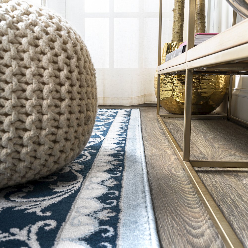 Acanthus French Border Area Rug. Picture 7