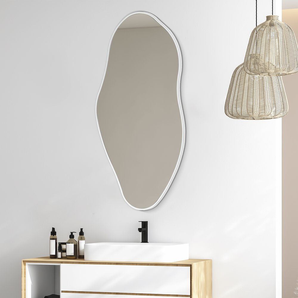 Everly Large Irregular Framed Decorative Wall Mirror. Picture 2