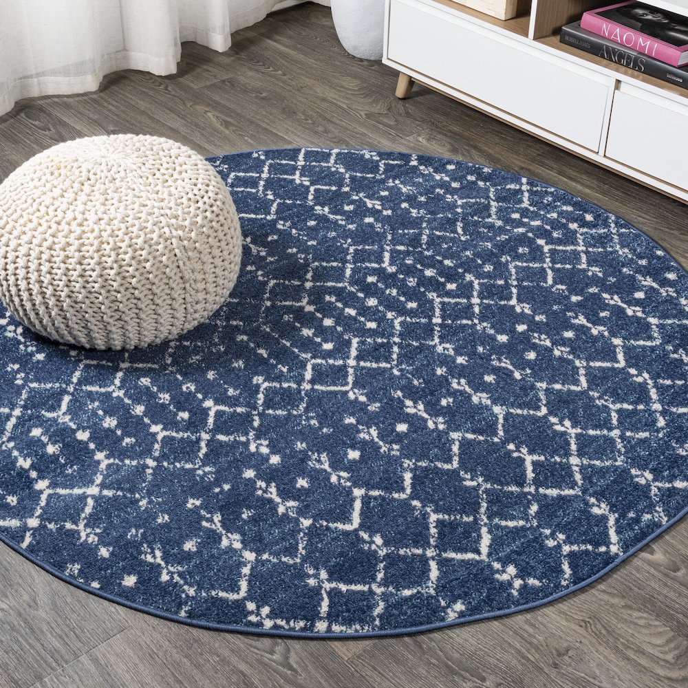 Moroccan Hype Boho Vintage Diamond Area Rug. Picture 2