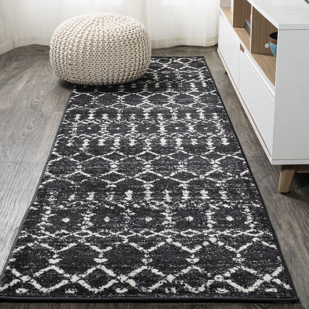 Moroccan Hype Boho Vintage Diamond Area Rug. Picture 2