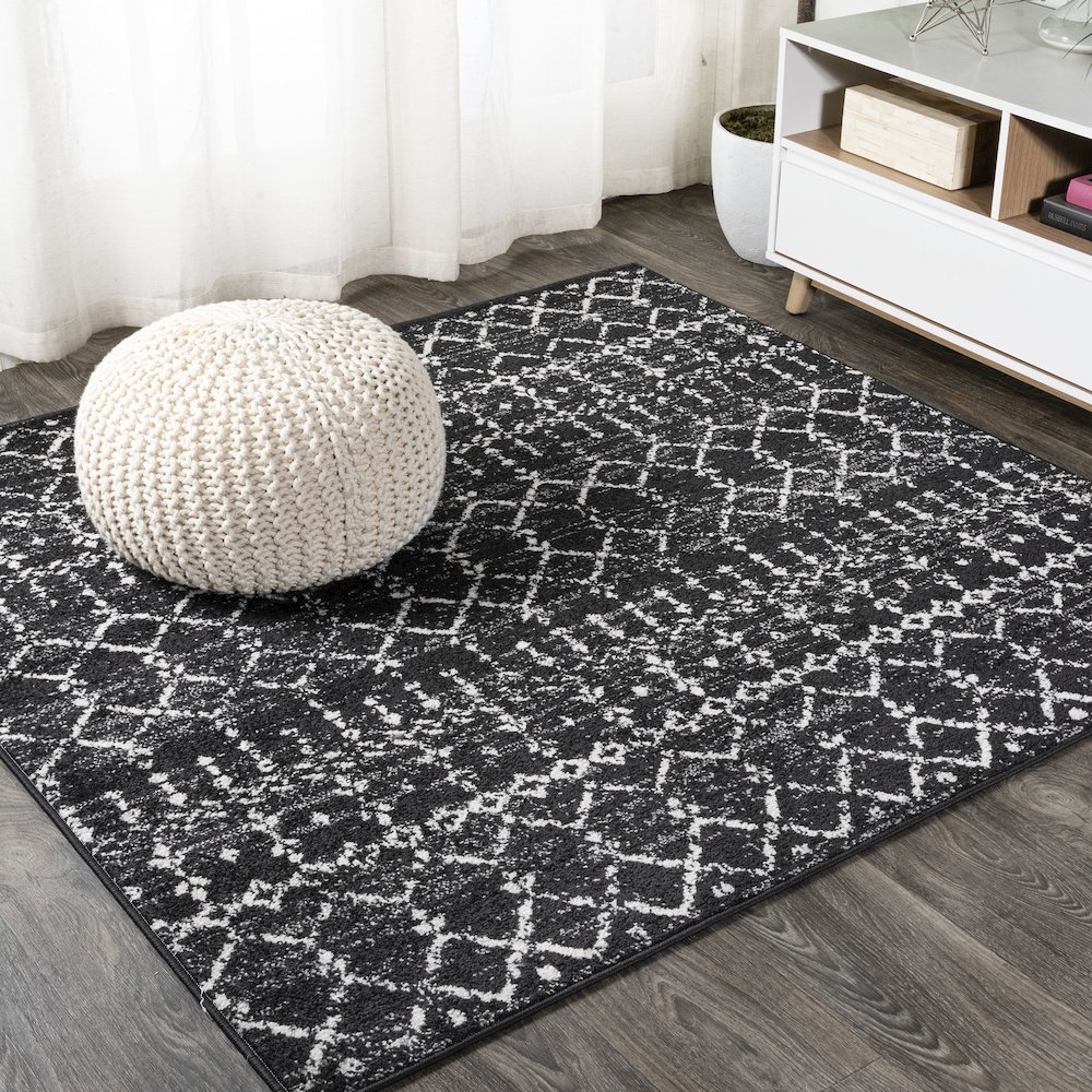 Moroccan Hype Boho Vintage Diamond Area Rug. Picture 2