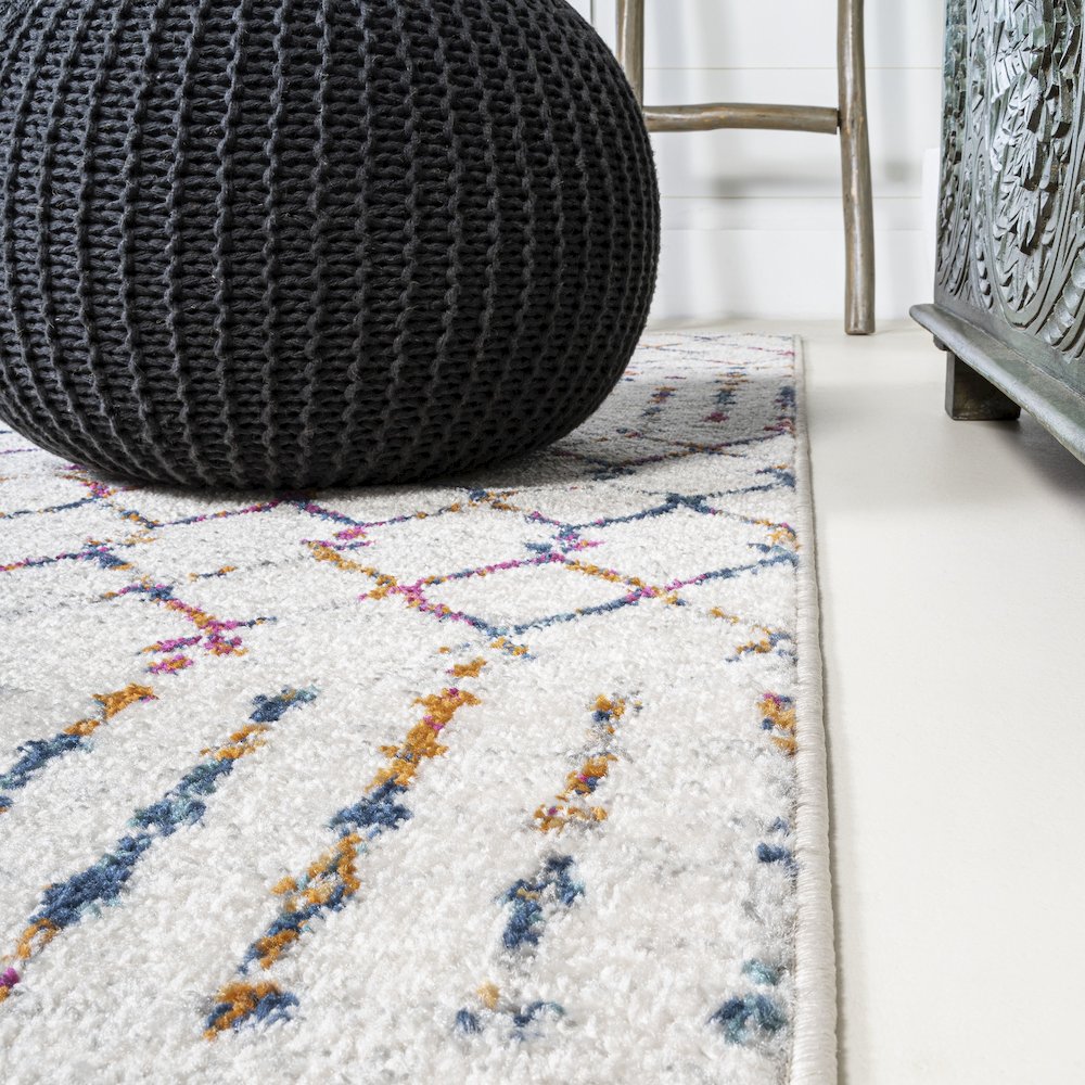 Moroccan Hype Boho Vintage Diamond Area Rug. Picture 7