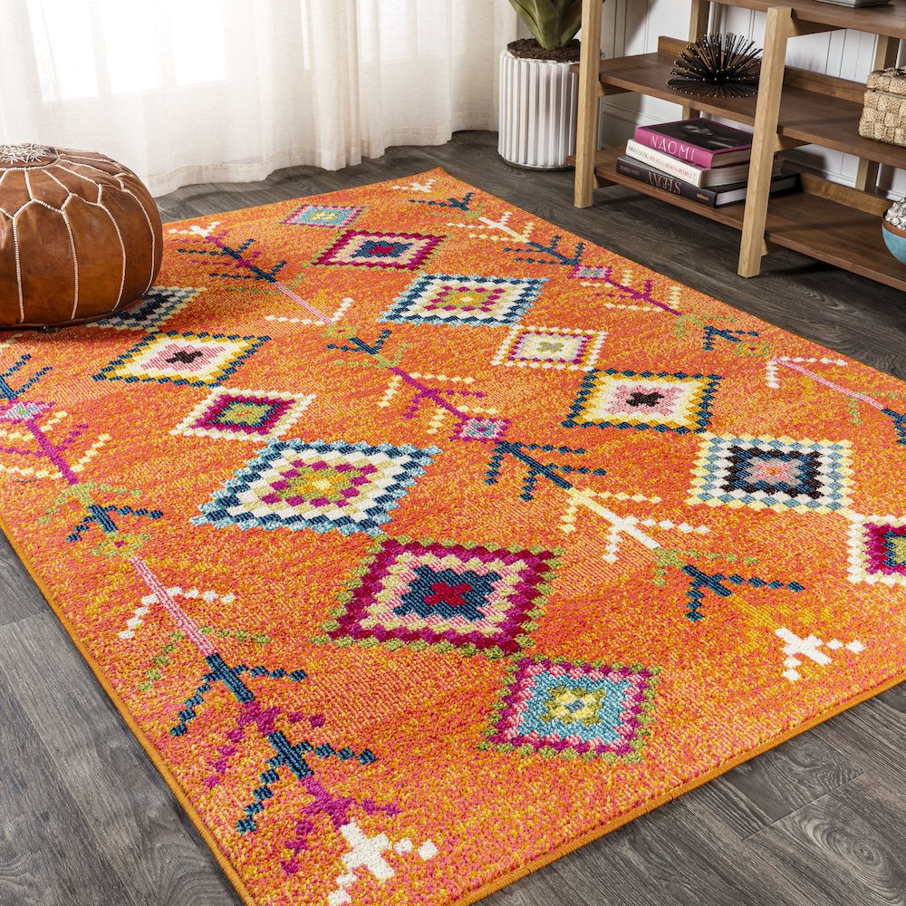 Tribal Love Geometric Area Rug. Picture 2