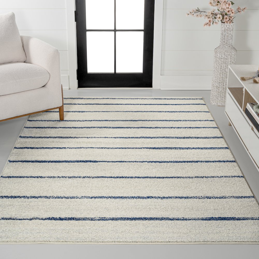 Williamsburg Minimalist Stripe Area Rug. Picture 2