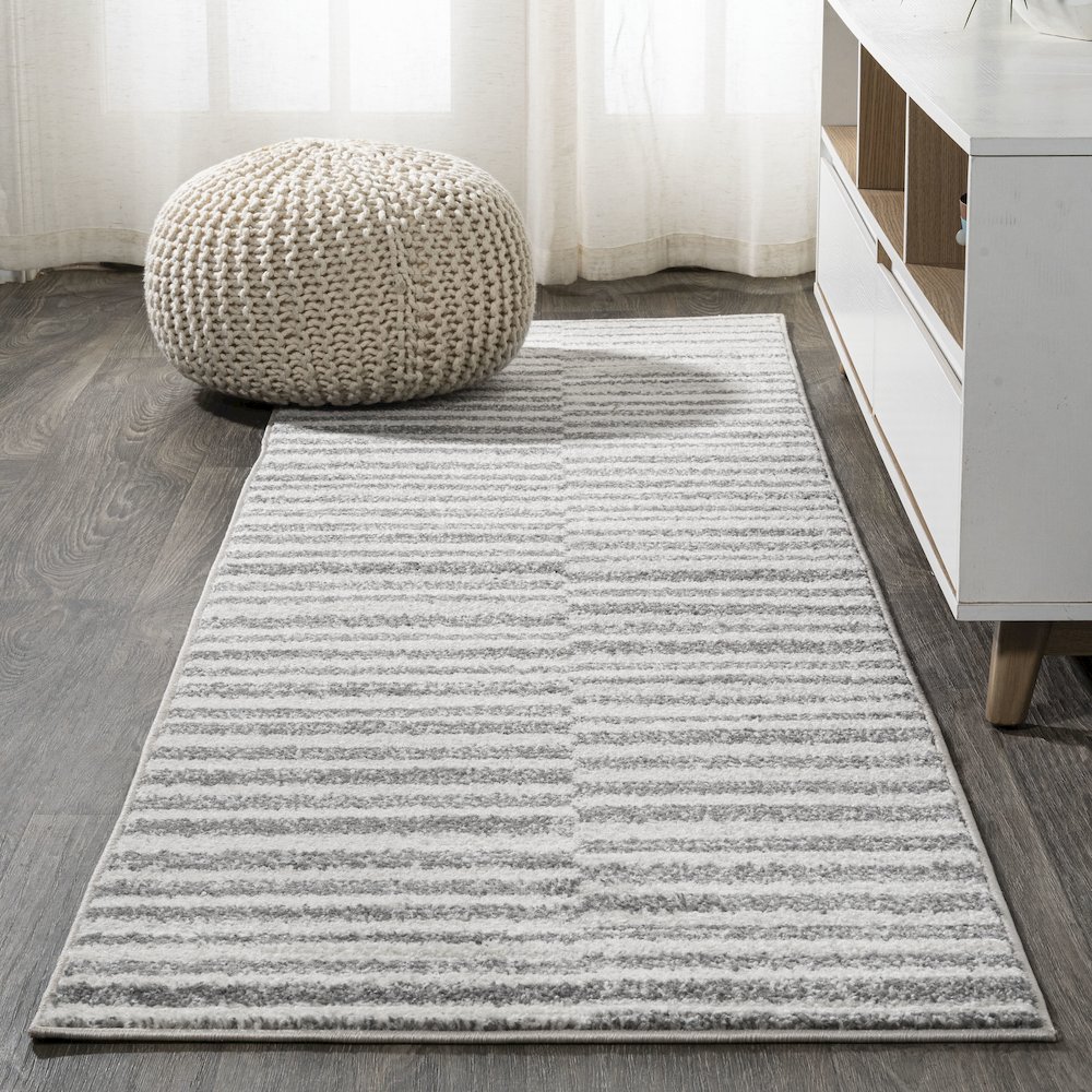 Lyla Offset Stripe Area Rug. Picture 2