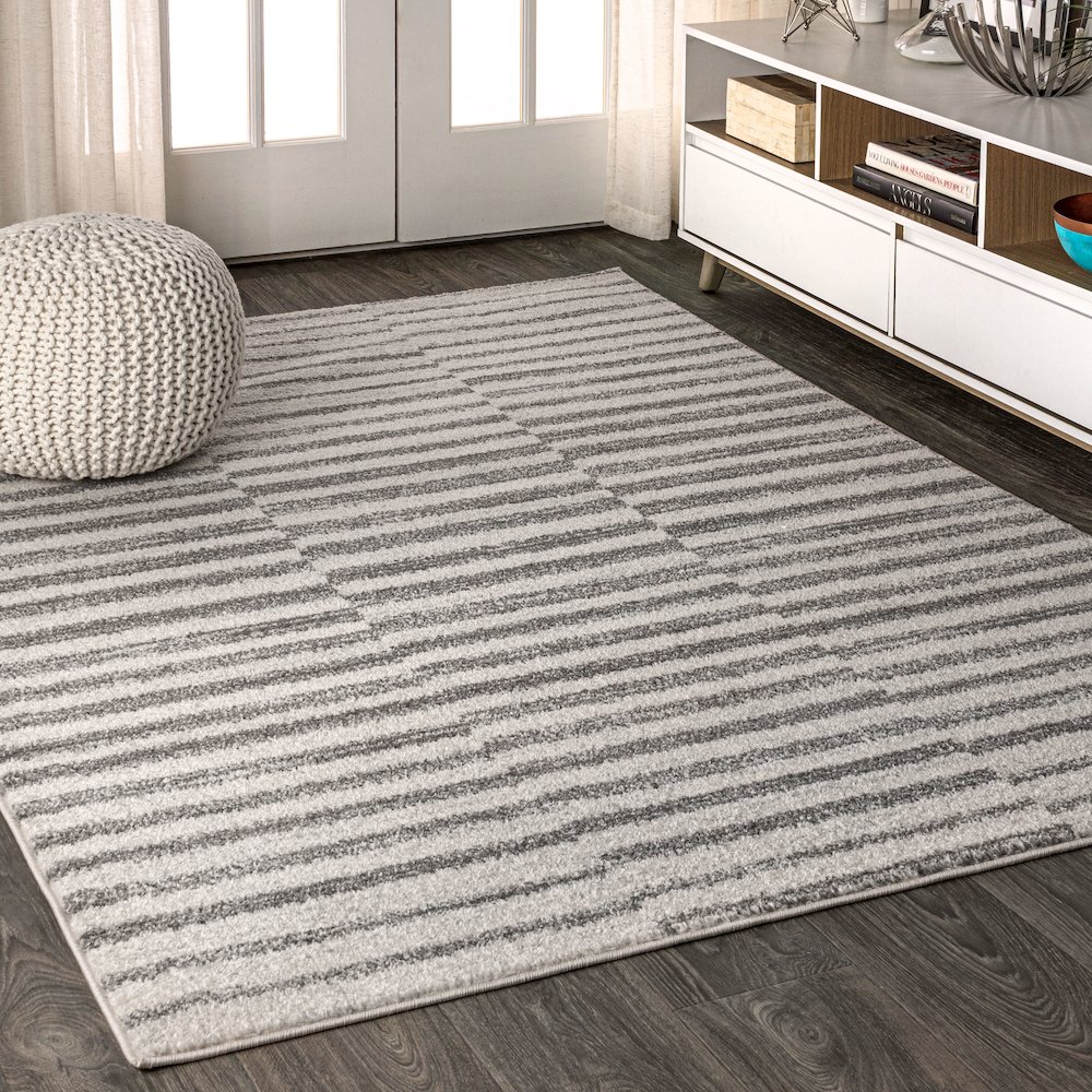 Lyla Offset Stripe Area Rug. Picture 2