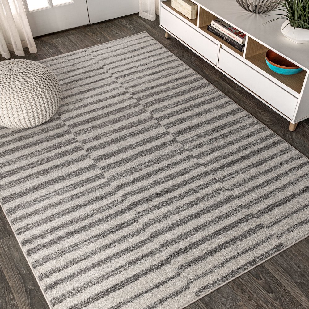 Lyla Offset Stripe Area Rug. Picture 4