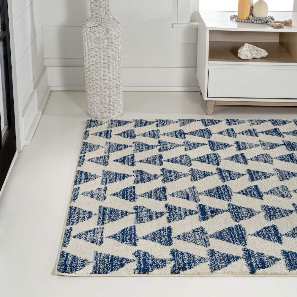 Aisha Moroccan Triangle Geometric Area Rug. Picture 1