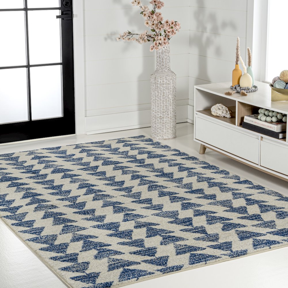 Aisha Moroccan Triangle Geometric Area Rug. Picture 3