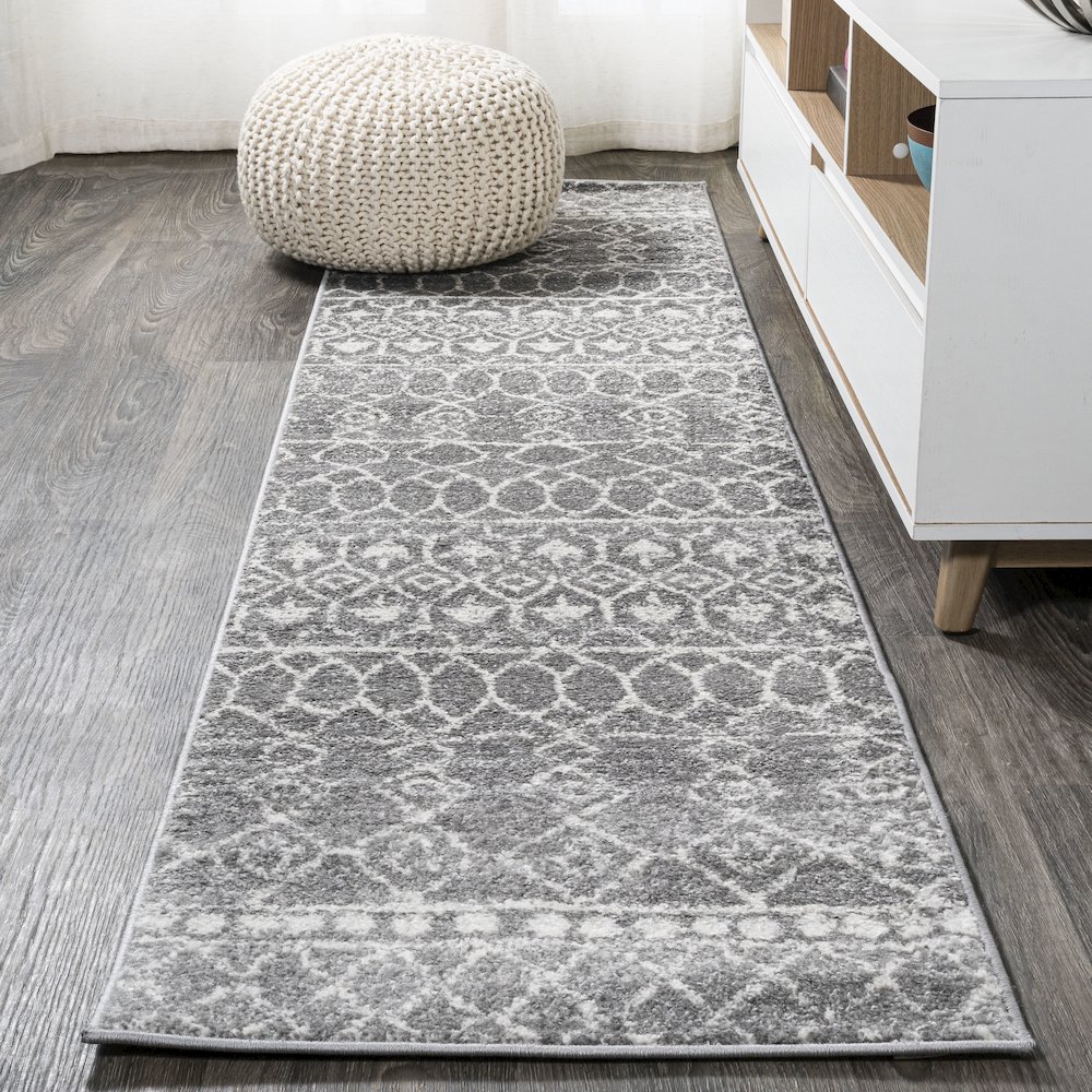 Izil Moroccan Beni Souk Area Rug. Picture 2