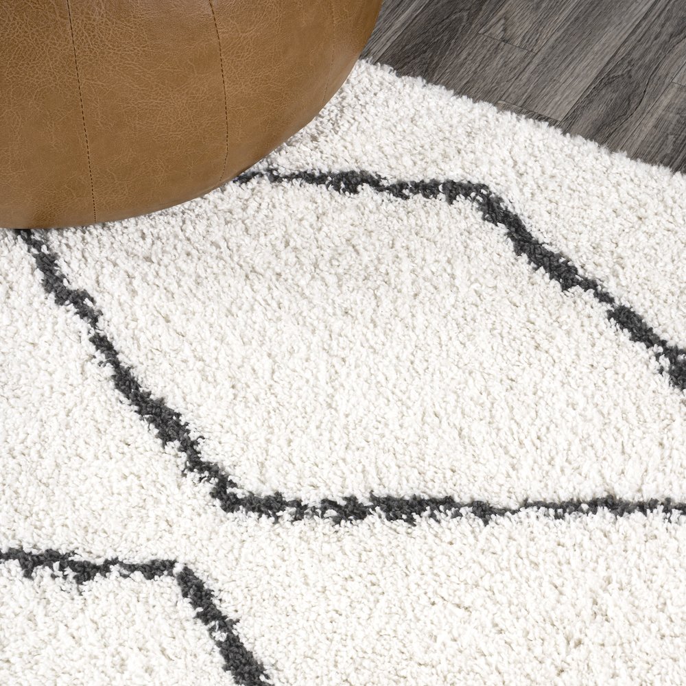 Catala Moroccan Diamond Shag Area Rug. Picture 4