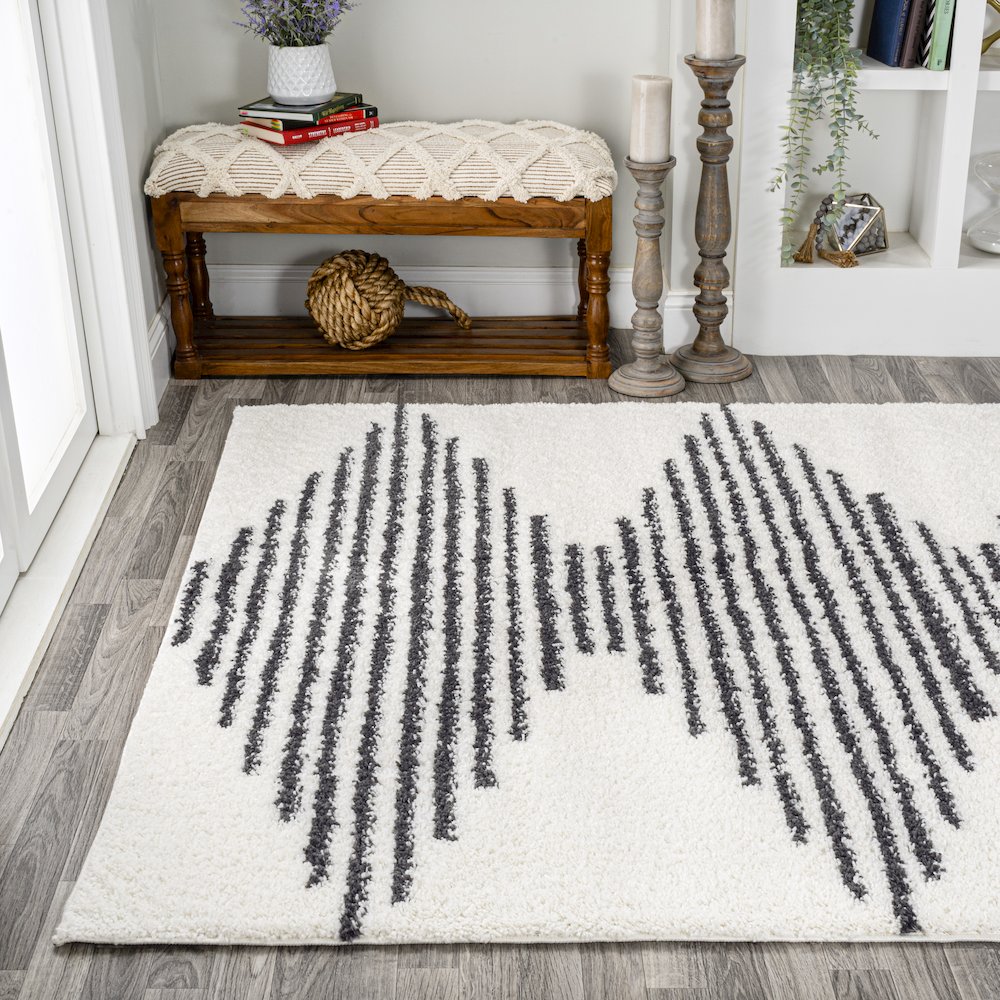 Elm Diamond Stripe Geometric Shag Area Rug. Picture 3
