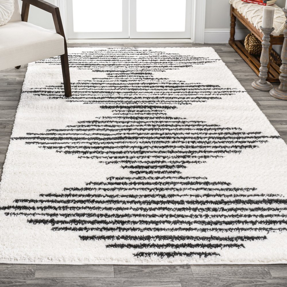 Elm Diamond Stripe Geometric Shag Area Rug. Picture 4