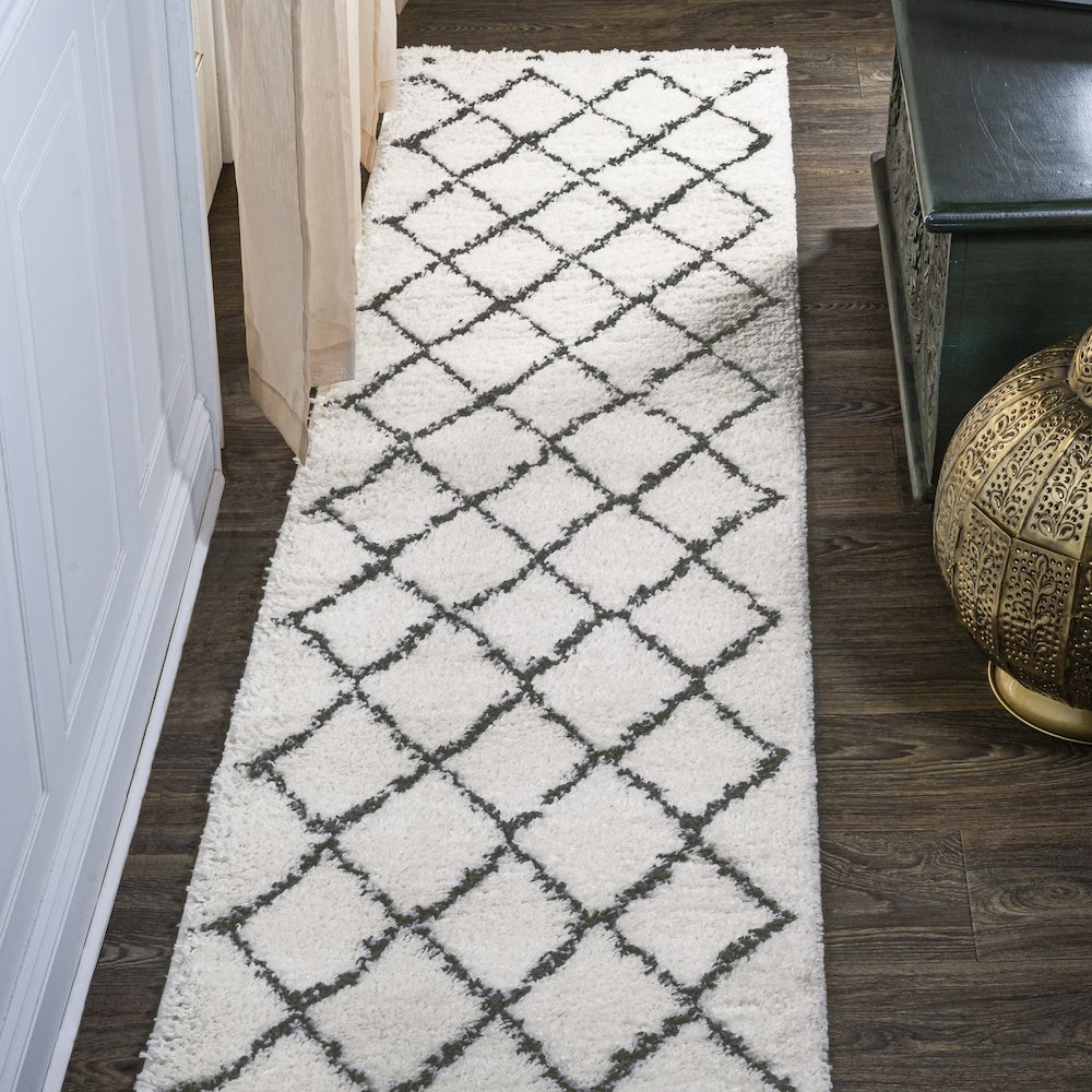 Cami Moroccan Style Diamond Shag Area Rug. Picture 2