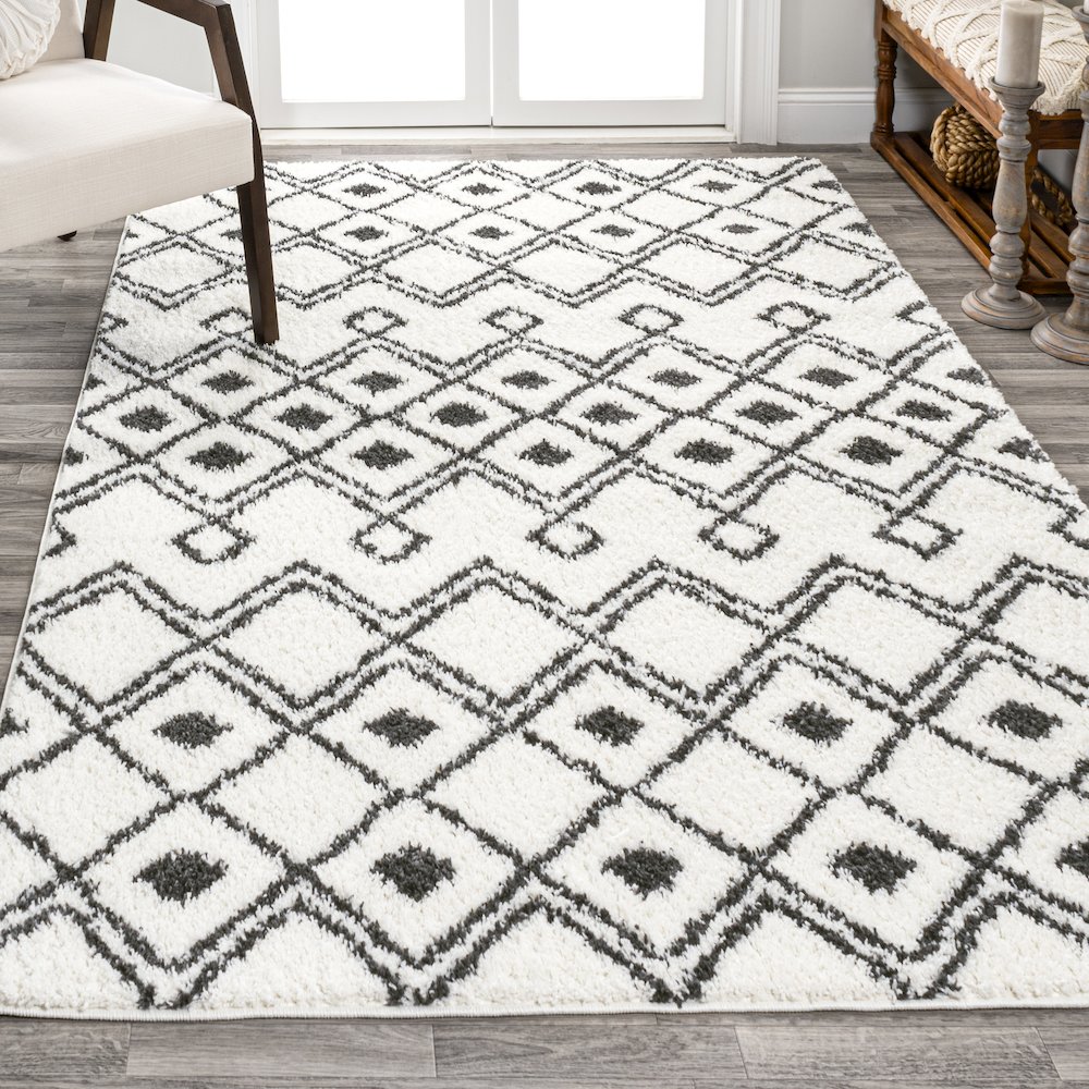 Caimari Moroccan Diamond Shag Area Rug. Picture 4