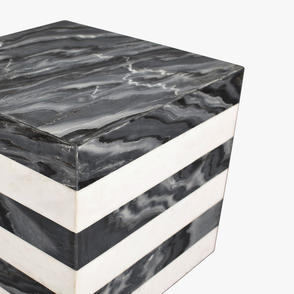 Felix 15.5" Minimalist Marble Cube End Table. Picture 4