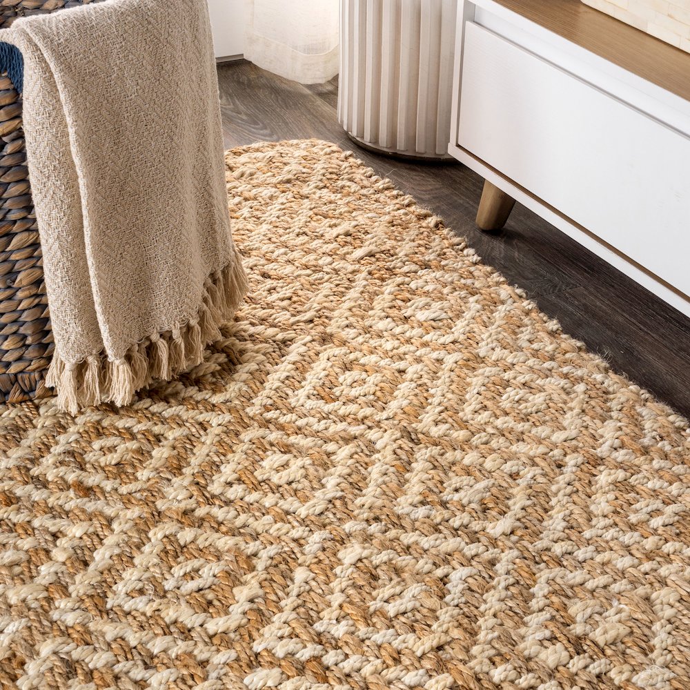 Hira Hand Woven Diamond Chunky Jute Area Rug. Picture 5