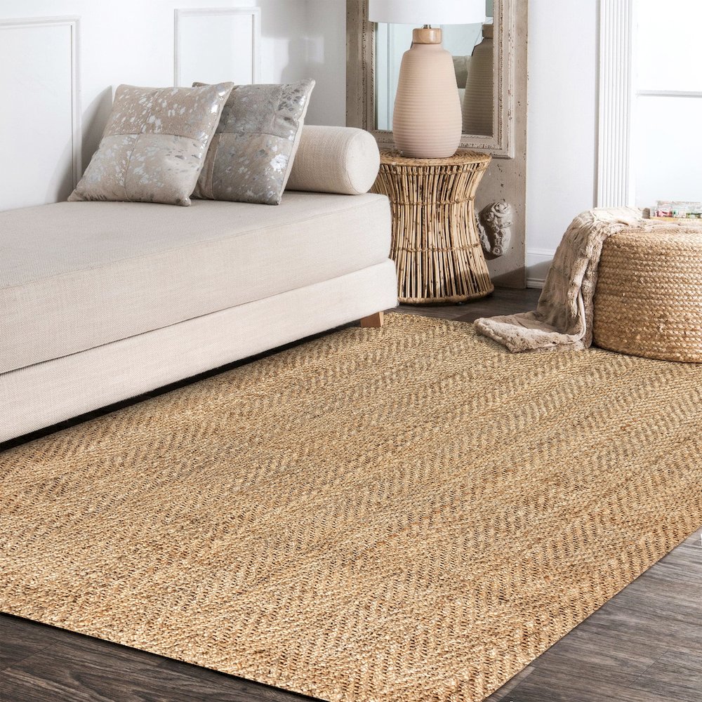Espina Hand Woven Herringbone Chunky Jute Area Rug. Picture 9