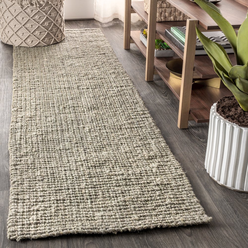 Pata Hand Woven Chunky Jute Area Rug. Picture 2